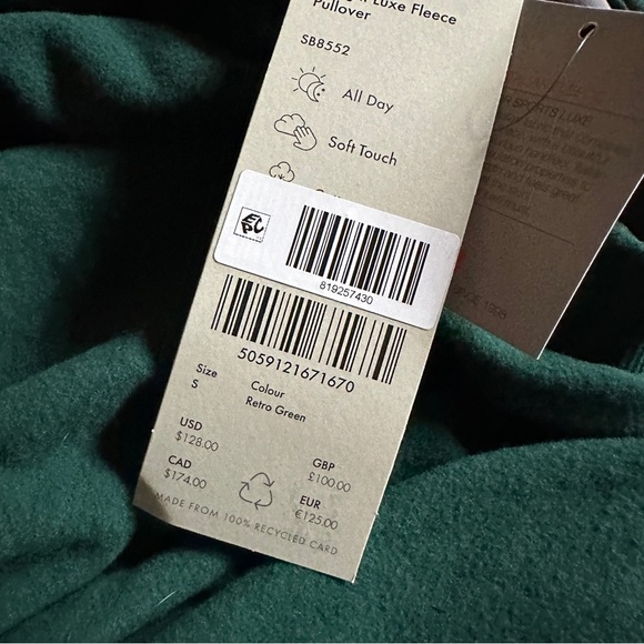 NWT Sweaty Betty Delight Luxe Fleece Pullover Sweatshirt Retro Green - Small - Picture 13 of 13